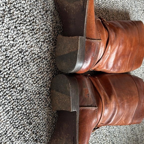 Frye tall boots size 8 - Picture 10 of 12